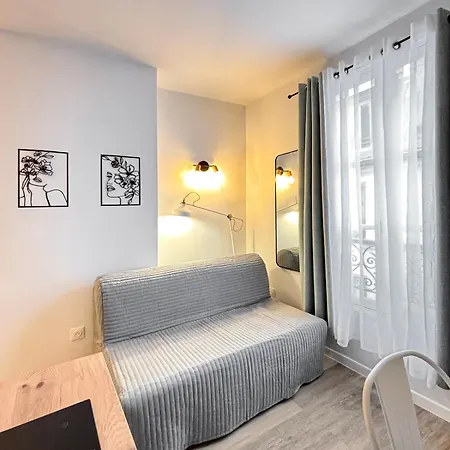 Apartment Nets - Voltaire Paris